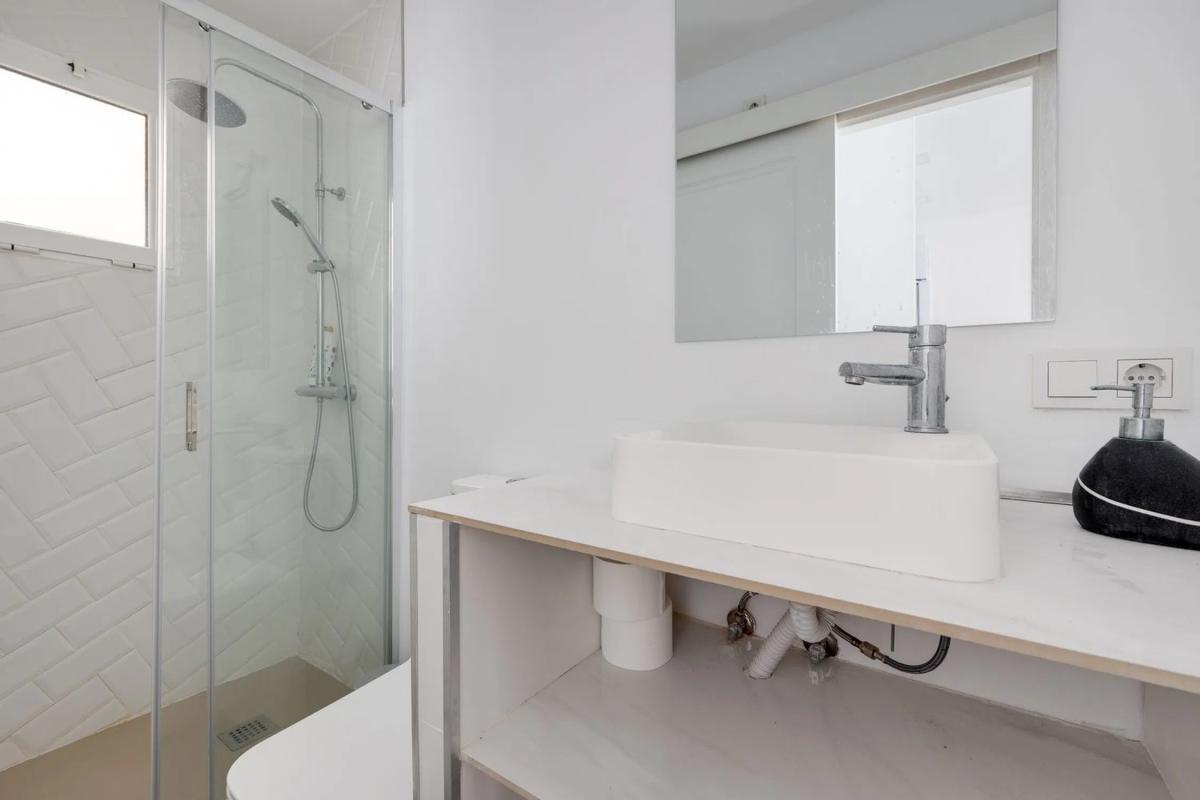 Sale of apartment in Calle del Puerto Romano, 2, Torrevieja
photo 5