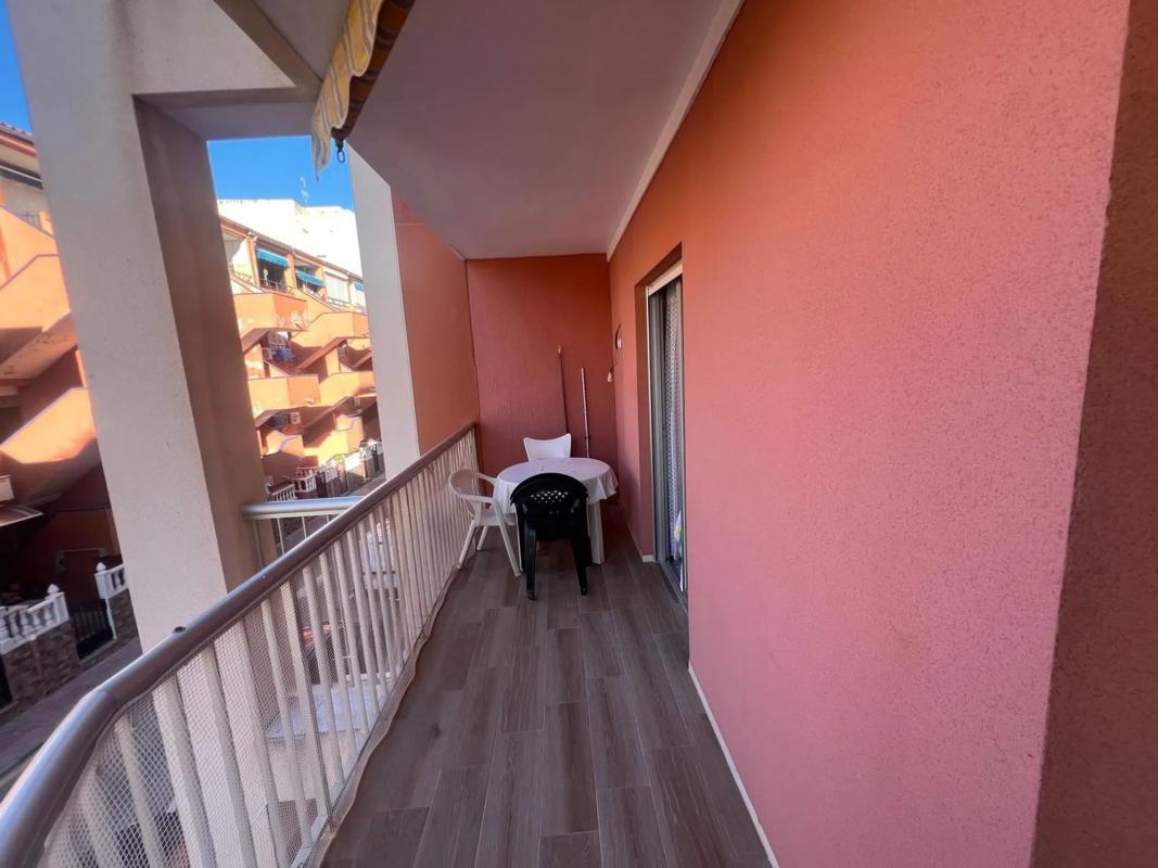 Venta de piso en CL ANTONIO GIL-MATA, 13, Torrevieja
 photo 3