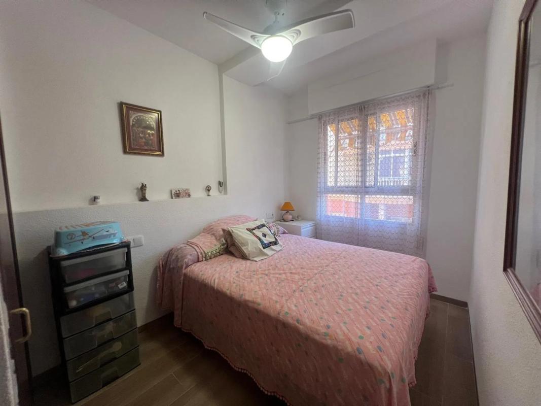 Venta de piso en CL ANTONIO GIL-MATA, 13, Torrevieja
 photo 5