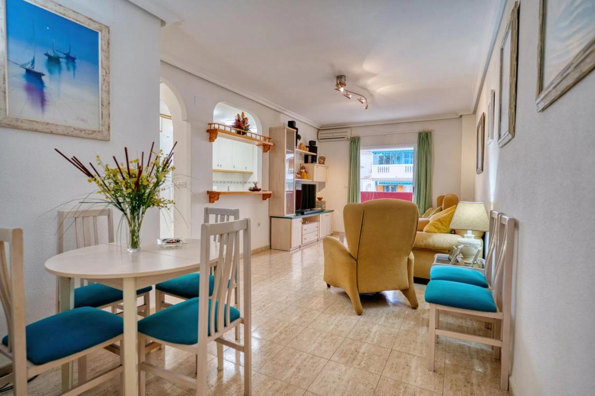 Venta de piso en Avenida Bélgica, Torrevieja
 photo 5