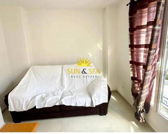 Independent chalet for sale in Barrio La Siesta - El Salado - Torreta, Torrevieja
 photo 1