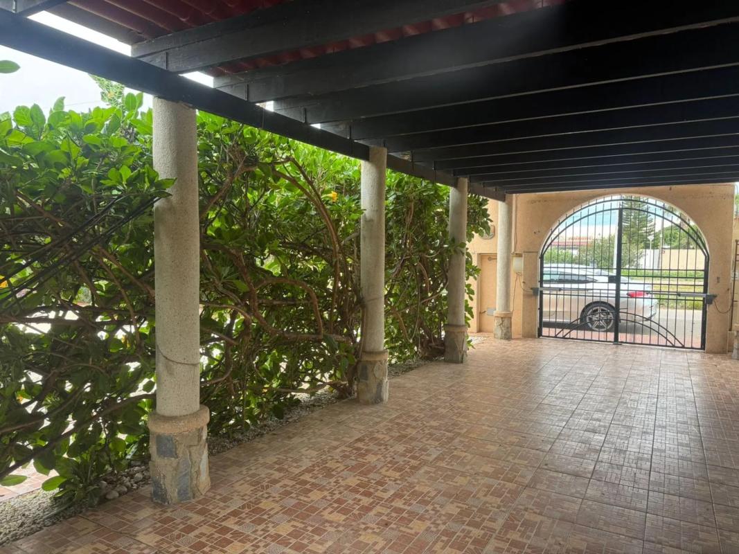Venta de chalet independiente en Barrio La Siesta - El Salado - Torreta, Torrevieja
photo 3