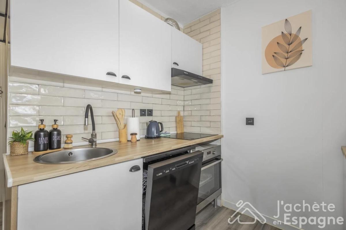Venta de piso en Avenida Robleda, Torrevieja
photo 5