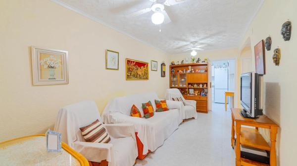 Independent chalet for sale in Calle Luna, 322, Torrevieja
 photo 4