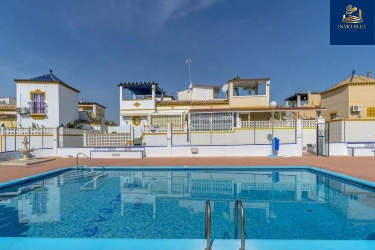 Duplex sale in Barrio La Siesta - El Salado - Torreta, Torrevieja photo 2