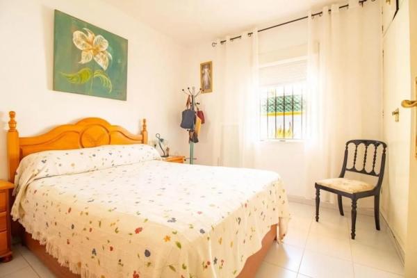 Duplex for sale on Barrio La Siesta - El Salado - Torreta, Torrevieja thumbnail 2