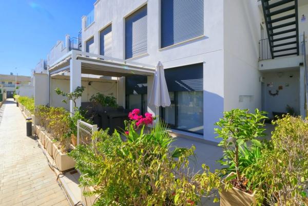 Mieszkanie na sprzedaż w  Barrio Los Balcones - Los Altos del Edén, Torrevieja photo 1