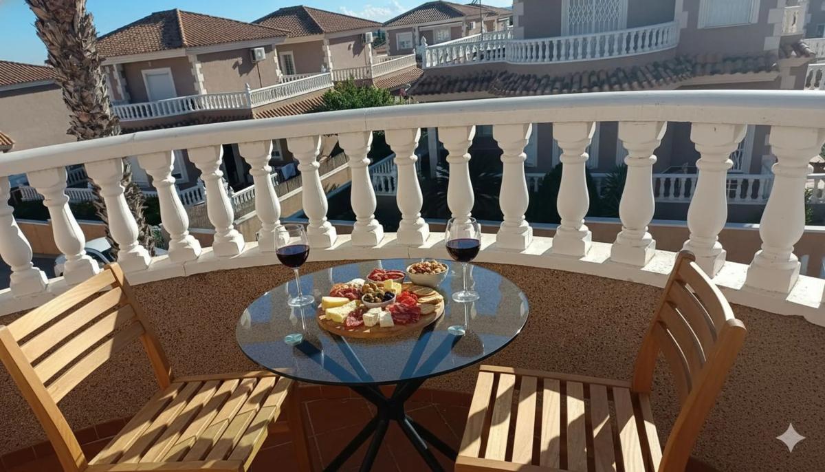 Venta de chalet independiente en Urbanización los Altos, 10 B, Torrevieja
photo 1