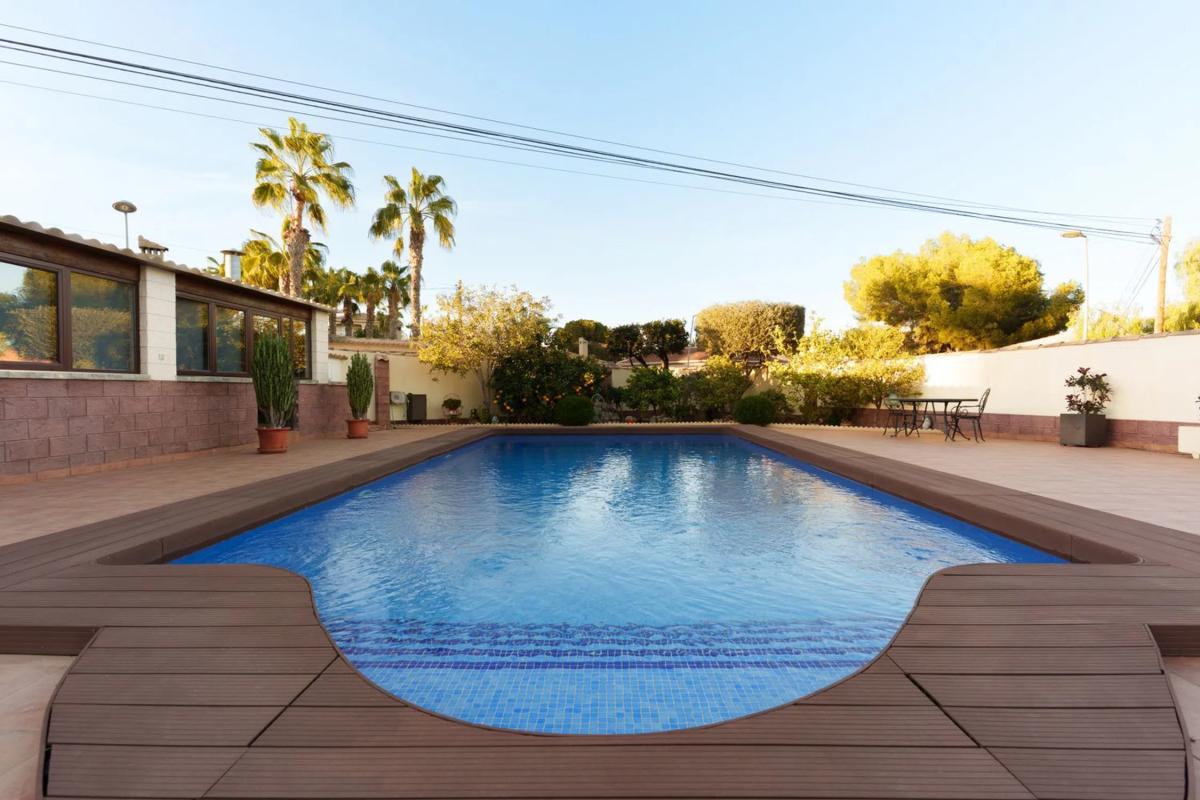 Sprzedaż niezależnego domku jednorodzinnego w Calle Amazonas Bal, Torrevieja photo 2