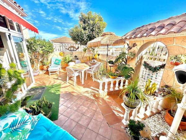 Chalet independiente en venta en Barrio Los Balcones - Los Altos del Edén, Torrevieja
 photo 4