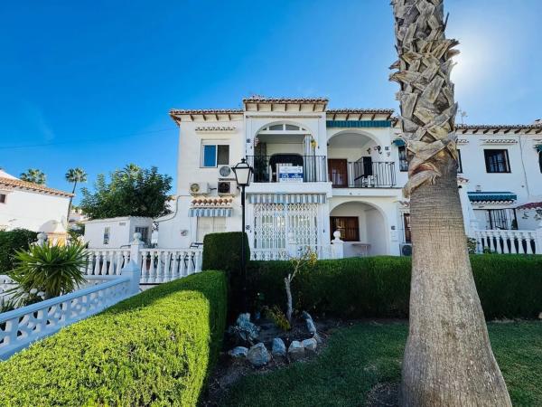 Квартира на продажу на  Barrio Los Balcones - Los Altos del Edén, Торревьеха photo 1
