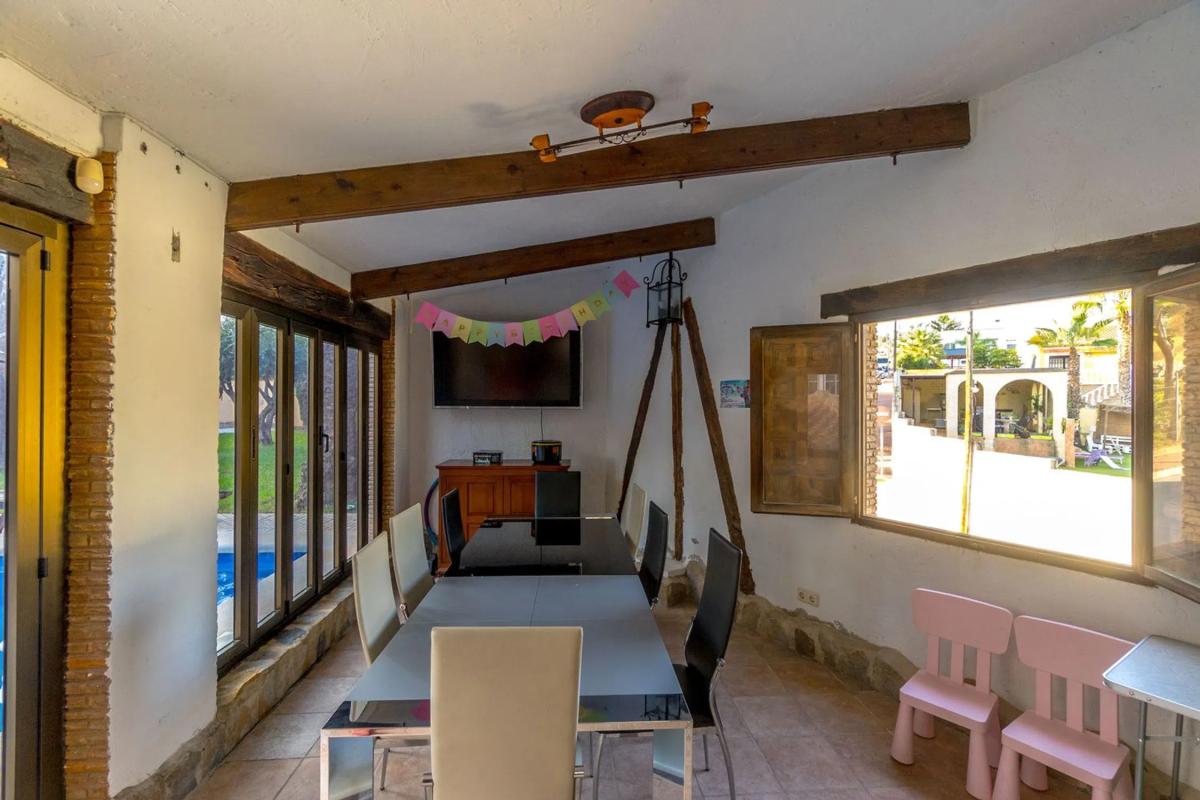 Venta de chalet independiente en Avenida Tomas Martinez Domenech, Torrevieja
photo 3