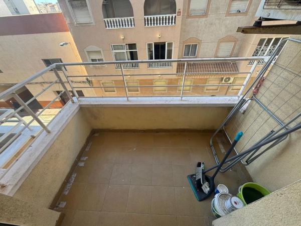 Mieszkanie na sprzedaż w  ኡርባኒሳሲኦን ካሳ ግራንዴ, 9, Torrevieja photo 1