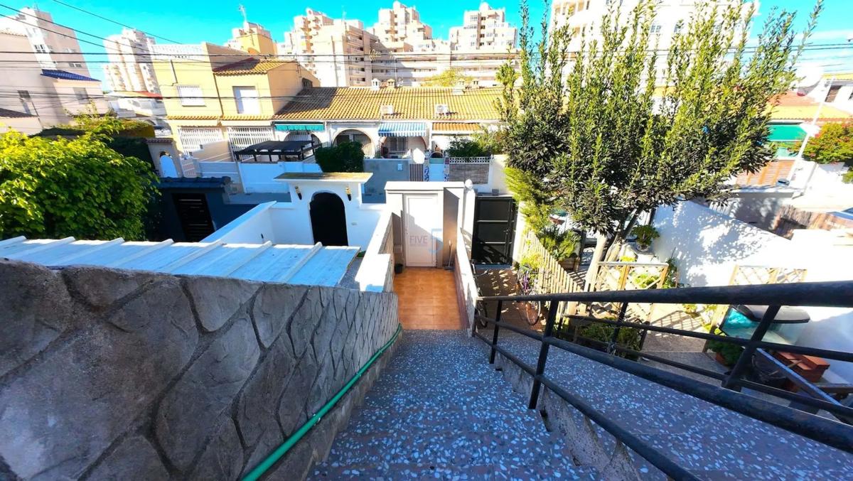 Venta de piso en Barrio Nueva Torrevieja, Torrevieja
 photo 2