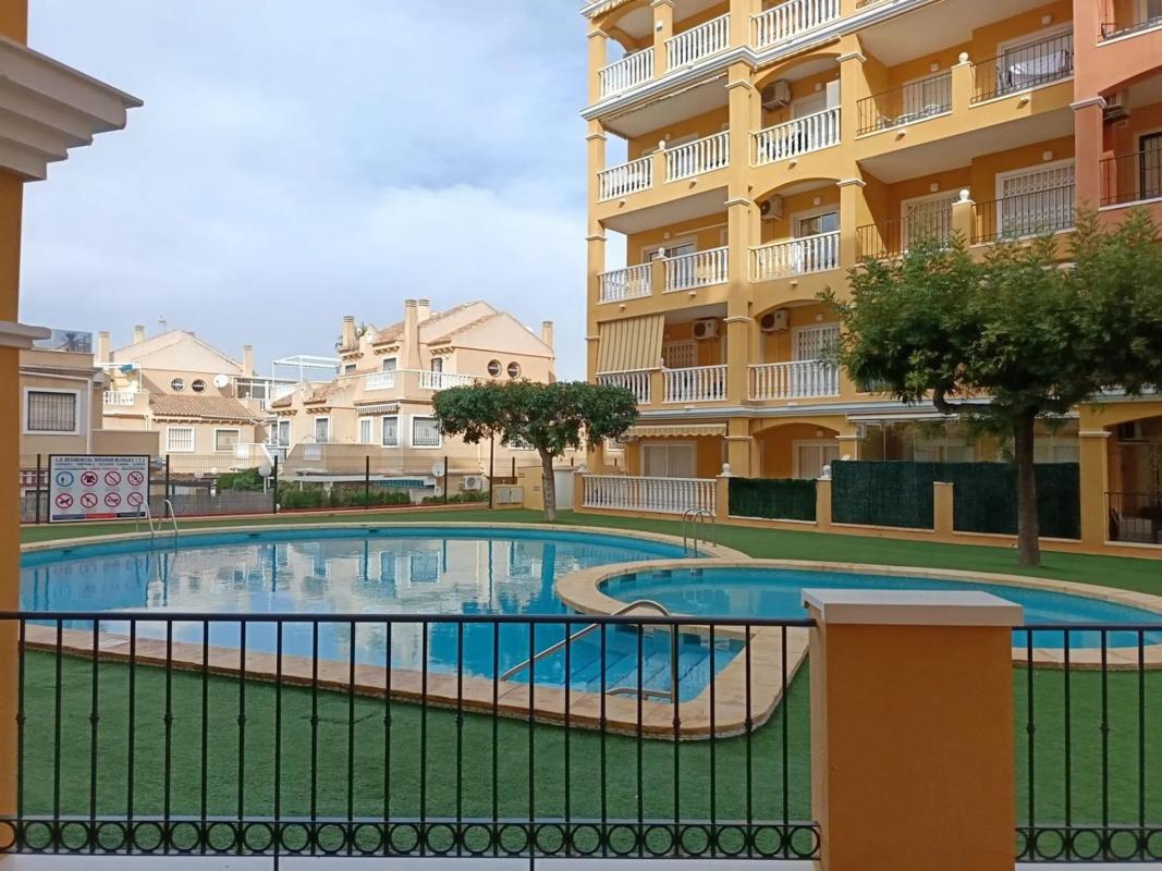 Penthouse sale in Calle Perseo, 2, Torrevieja photo 1