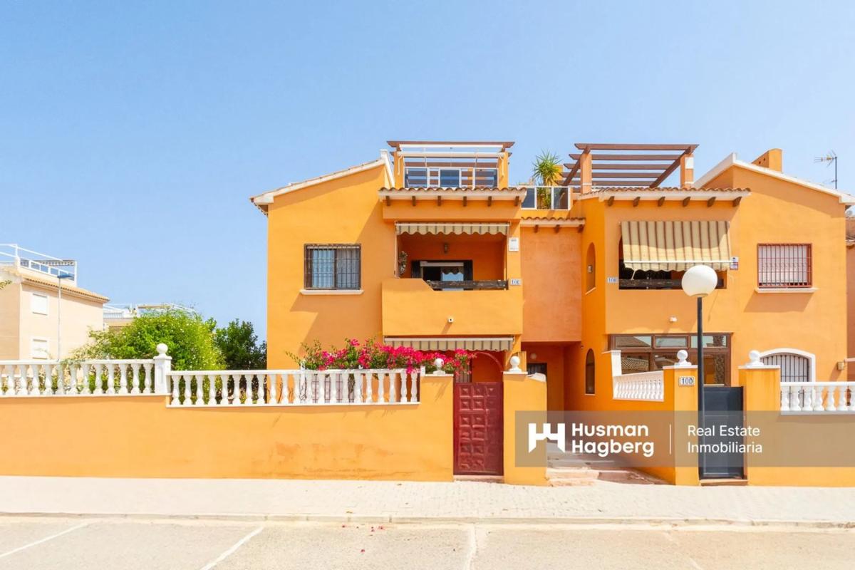 Venta de piso en Calle lanzarote, Torrevieja
photo 4