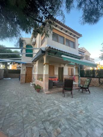 Chalet wolnostojący na sprzedaż w Calle Baco los Cisnis, Torrevieja thumbnail 2