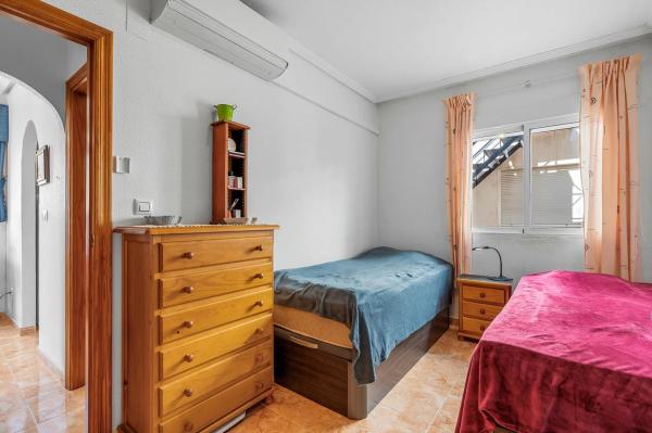 Ático en venta en Calle Federico Lopez Pizana, Torrevieja photo 1