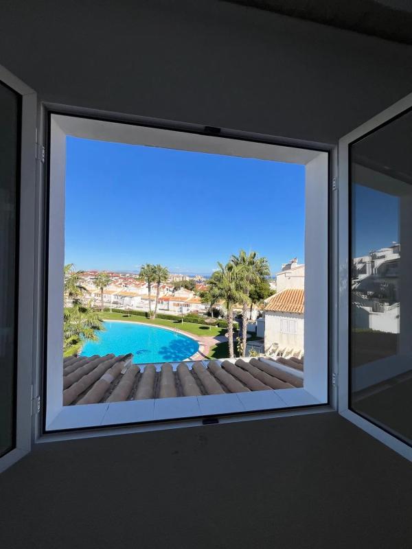 Sprzedaż szeregowego domku w  Avenida Torreblanca, 6 , Torrevieja photo 3