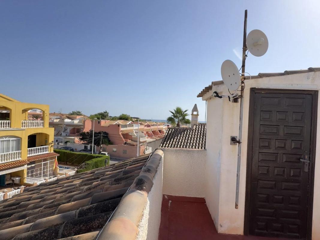 Sale of townhouse in Calle Doctor Alexander Fleming , Torrevieja photo 1