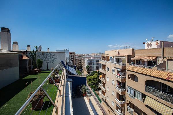 Penthouse for sale at Avenida Doctor Mariano Ruiz Canovas, 8, Torrevieja thumbnail 1