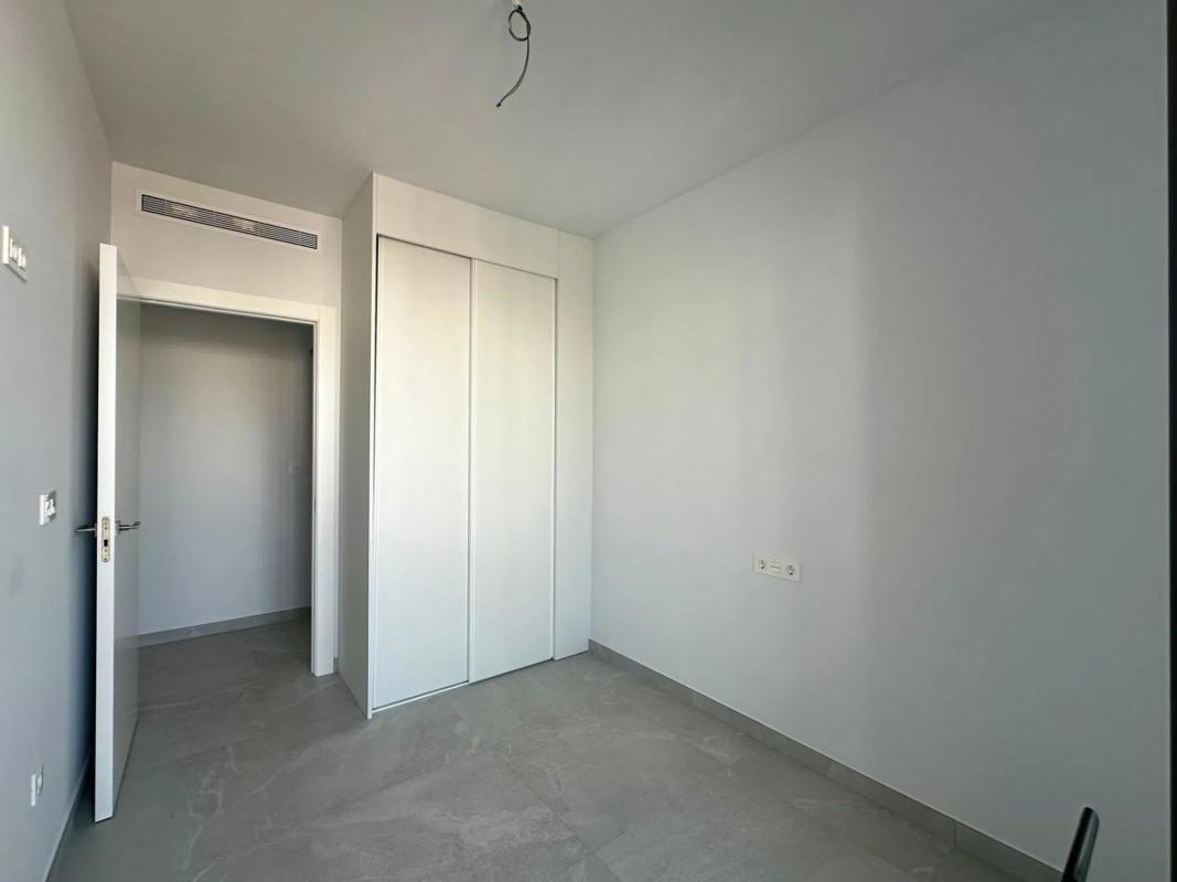 Продажа квартиры на Calle Ramón Gallud, 164 ,, Торревьеха
photo 5