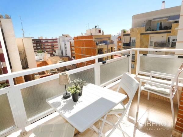Квартира на продажу на  Calle los Gases, Торревьеха photo 2