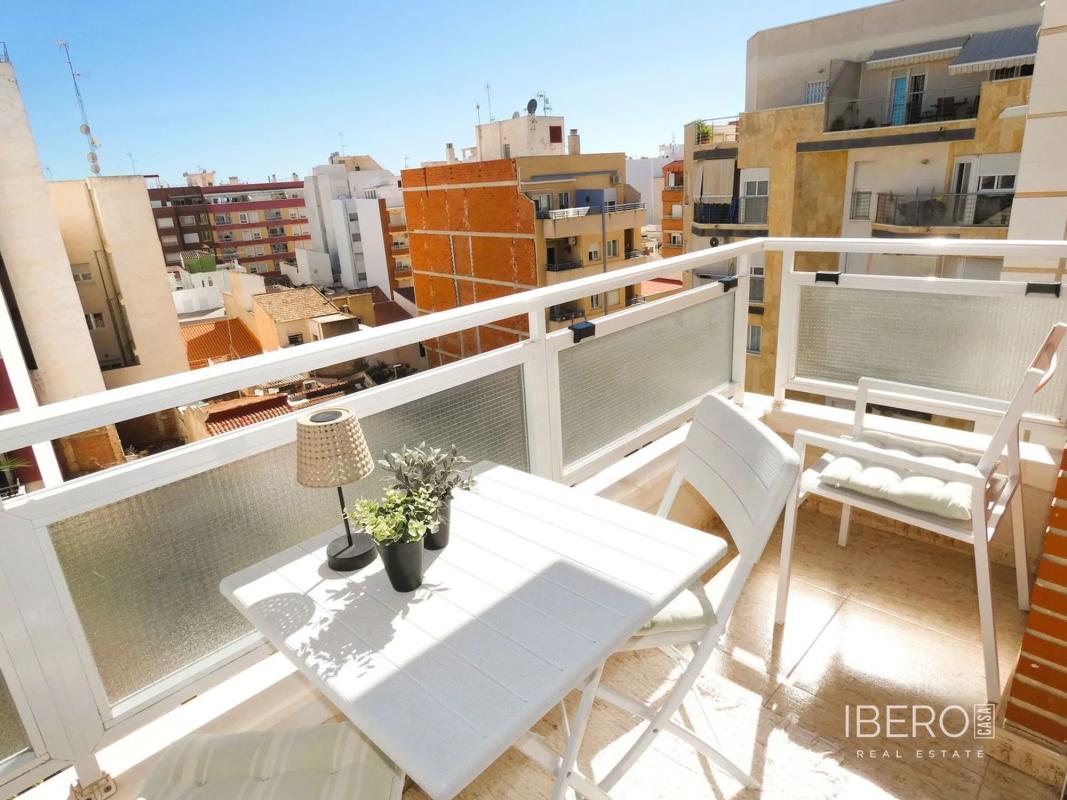 Sprzedaż mieszkania w Calle los Gases, Torrevieja
photo 3