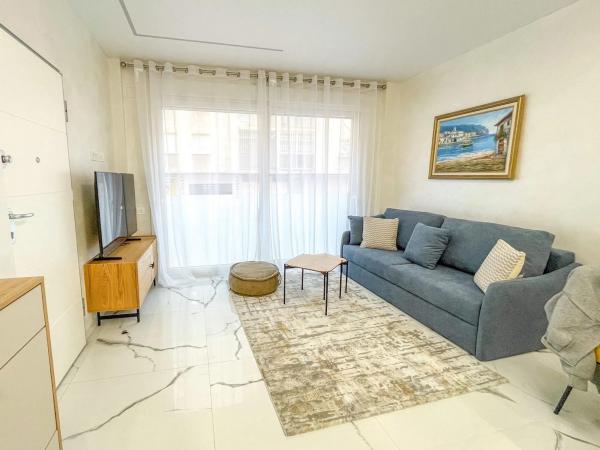 Квартира на продажу на  Barrio Playa del Cura, Торревьеха photo 1