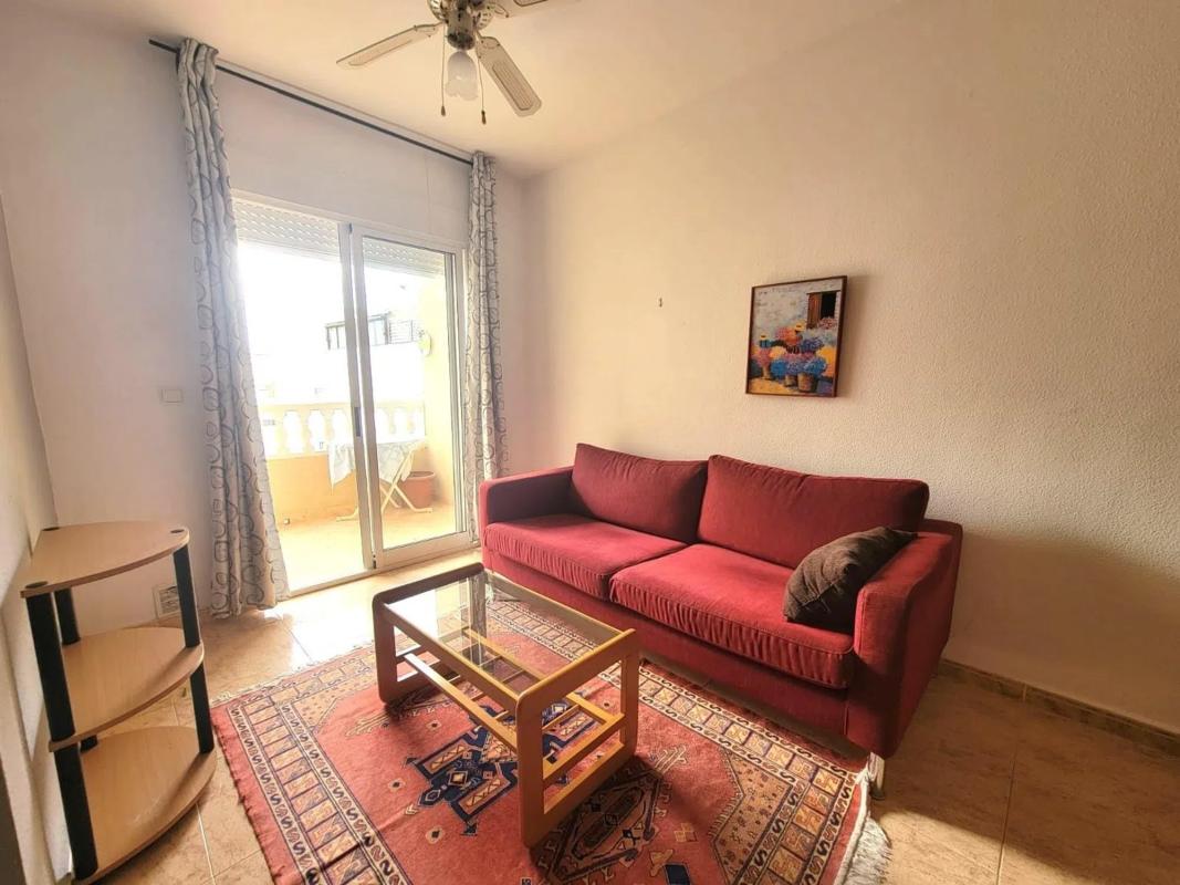Venta de piso en Barrio Las Piscinas Naturales, Torrevieja
photo 3