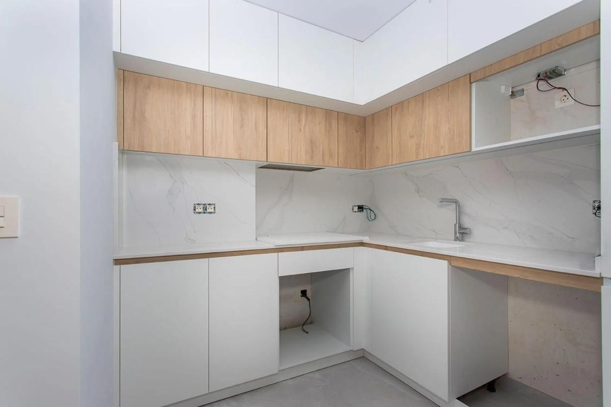 Sale of apartment in Calle Ramón Gallud, Torrevieja
photo 4
