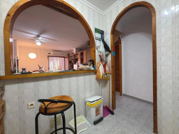 Piso en venta en Calle Arquitecto Larramendi, Torrevieja
 photo 4