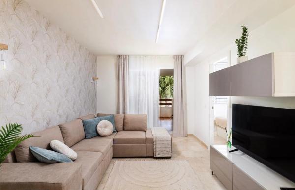 Квартира на продажу на  Calle Bajamar, Торревьеха photo 1