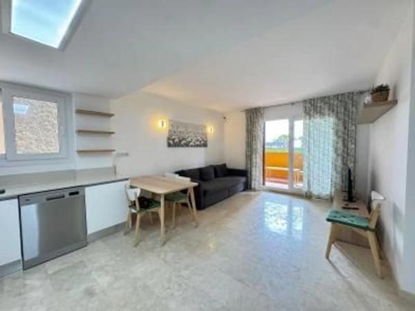 Apartment for sale in  Calle del Tornado, Torrevieja photo 2