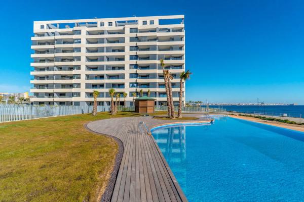 Apartment for sale in  Calle del Tornado, 1, Torrevieja photo 1