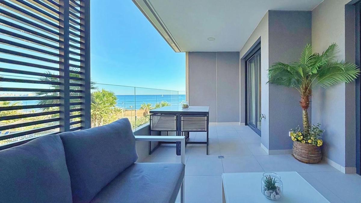 Sale of apartment in Calle del Tornado, 1, Torrevieja
 photo 5