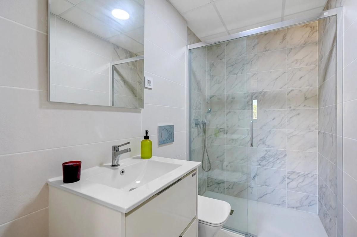 Venta de piso en punta prima, Torrevieja
photo 2