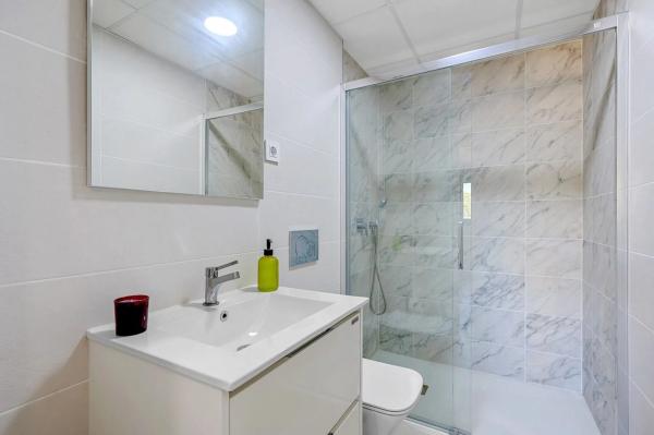 Piso en venta en punta prima, Torrevieja
thumbnail 1