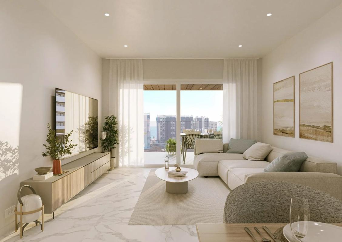 Venta de piso en punta prima, Torrevieja
photo 1