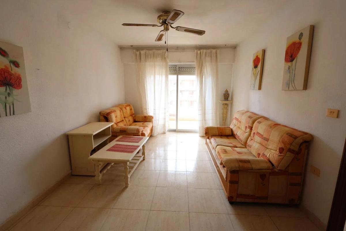 Sale of apartment in Calle Arrecife, Torrevieja
photo 3