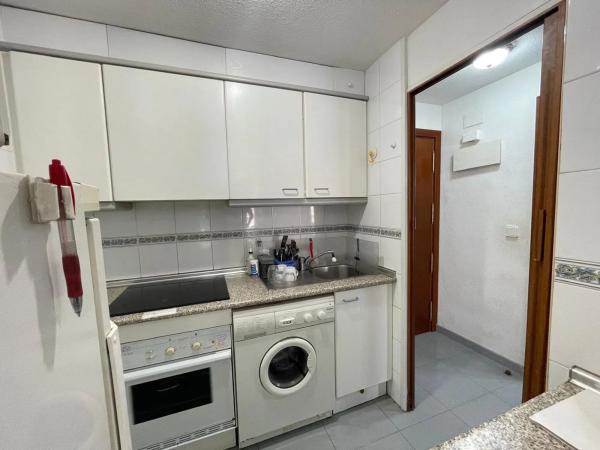 Apartment for sale in  Calle Pleamar, 21, Torrevieja photo 1