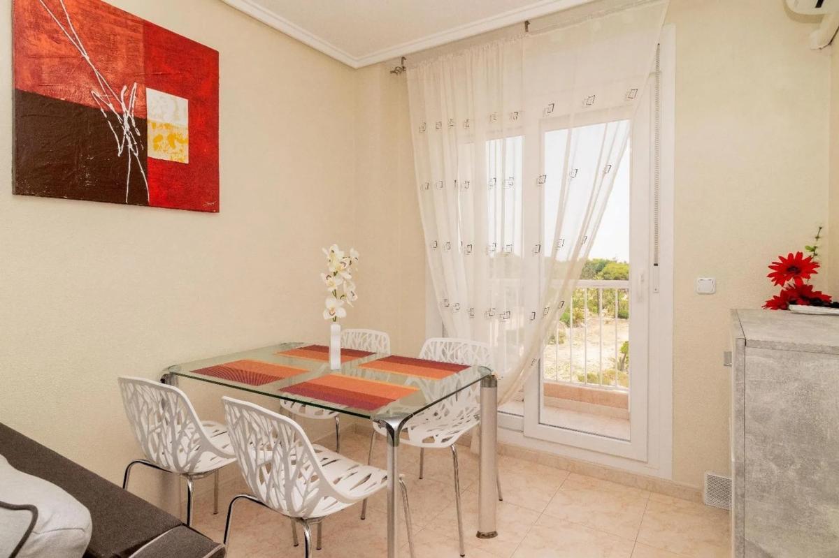 Sprzedaż mieszkania w Calle Pleamar, 23, Torrevieja
photo 4