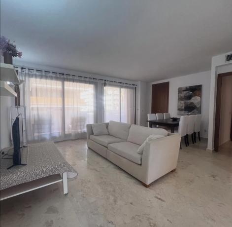 Piso en venta en Avenida de las Olas, Torrevieja
photo 1