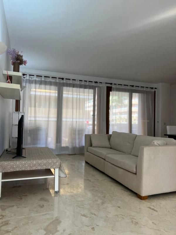 Sprzedaż mieszkania w Calle Mar Gruesa, 7, Torrevieja
photo 5