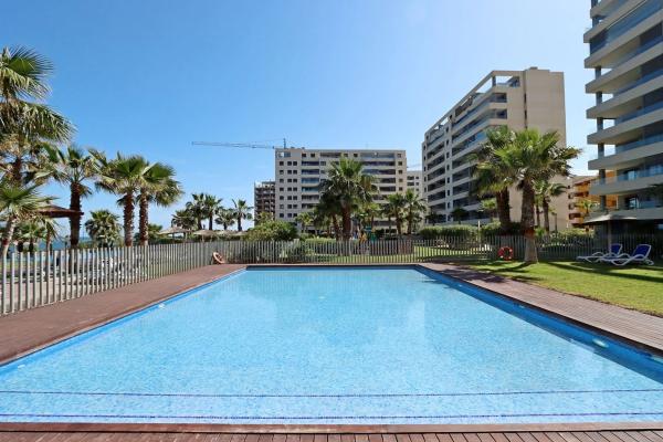 Apartment for sale in C. del Tornado, res. Panorama Mar, Bloque 1, portal 1, 9-B, Torrevieja photo 1