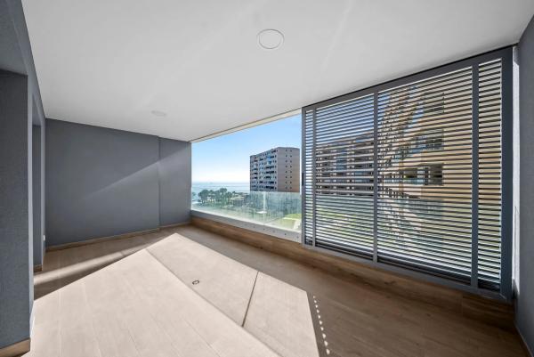 Apartment for sale in Calle Ciclon, Torrevieja thumbnail 1