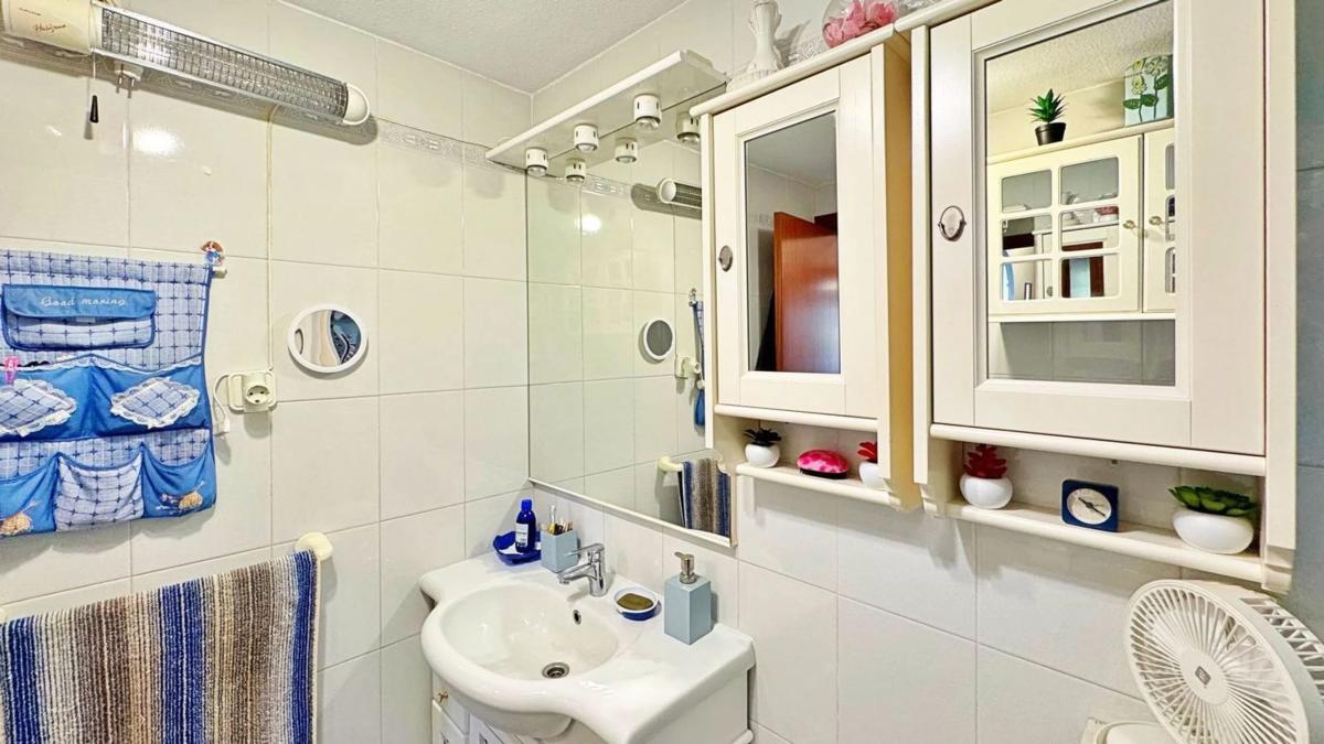 Venta de piso en punta prima, Torrevieja
photo 5