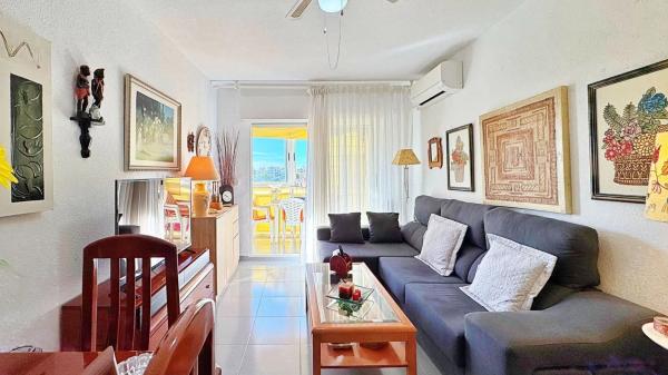 Apartment for sale in Calle Pleamar, 21, Torrevieja thumbnail 2