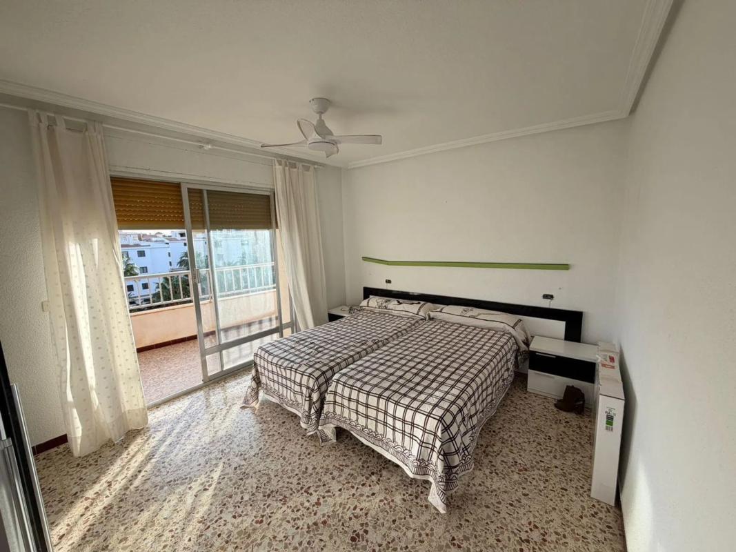 Sale of apartment in Calle Bajamar, Torrevieja
 photo 5