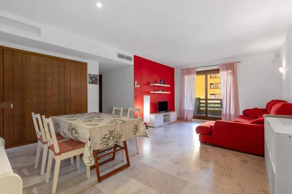 Apartment for sale in Calle Ciclón, 2, Torrevieja thumbnail 2